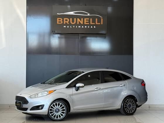 FORD FIESTA 1.6 TITANIUM SEDAN 16V FLEX 4P POWERSHIFT FORD FIESTA 1.6 TITANIUM SEDAN 16V FLEX 4P POWERSHIFT